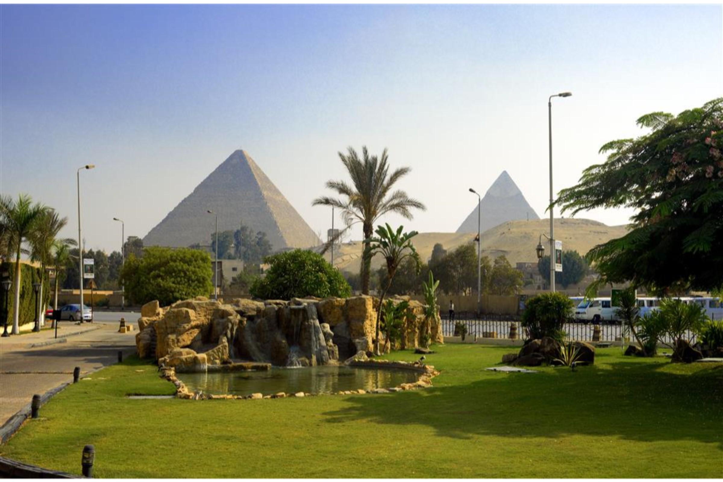 Le Meridien Pyramids Hotel & Spa Giza Exterior foto