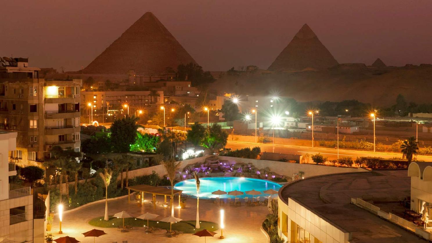 Le Meridien Pyramids Hotel & Spa Giza Exterior foto